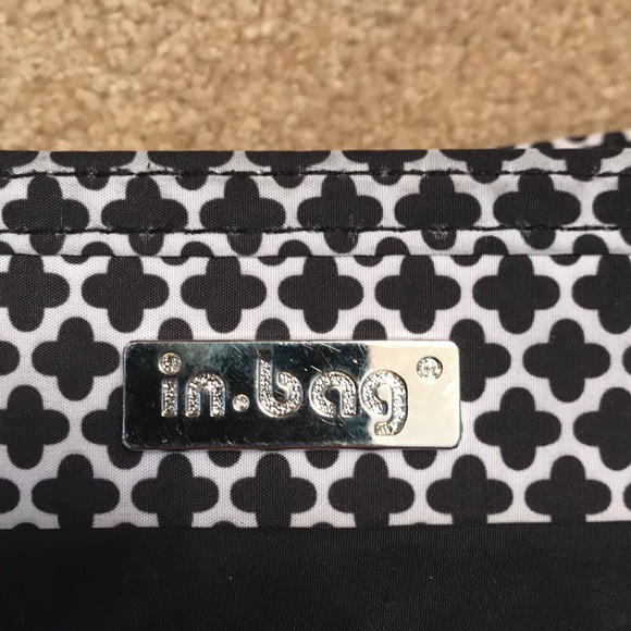 In bag - Picture 8 of 9